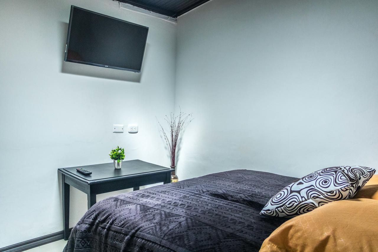 Mansion Blanca Apartment Ипиалес Екстериор снимка